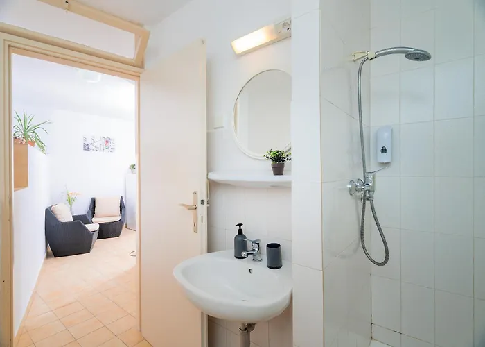 Lucic Apartment Hvar Town