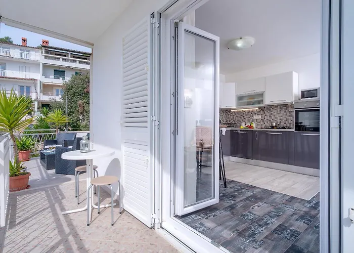 Apartment Lucic Hvar Town